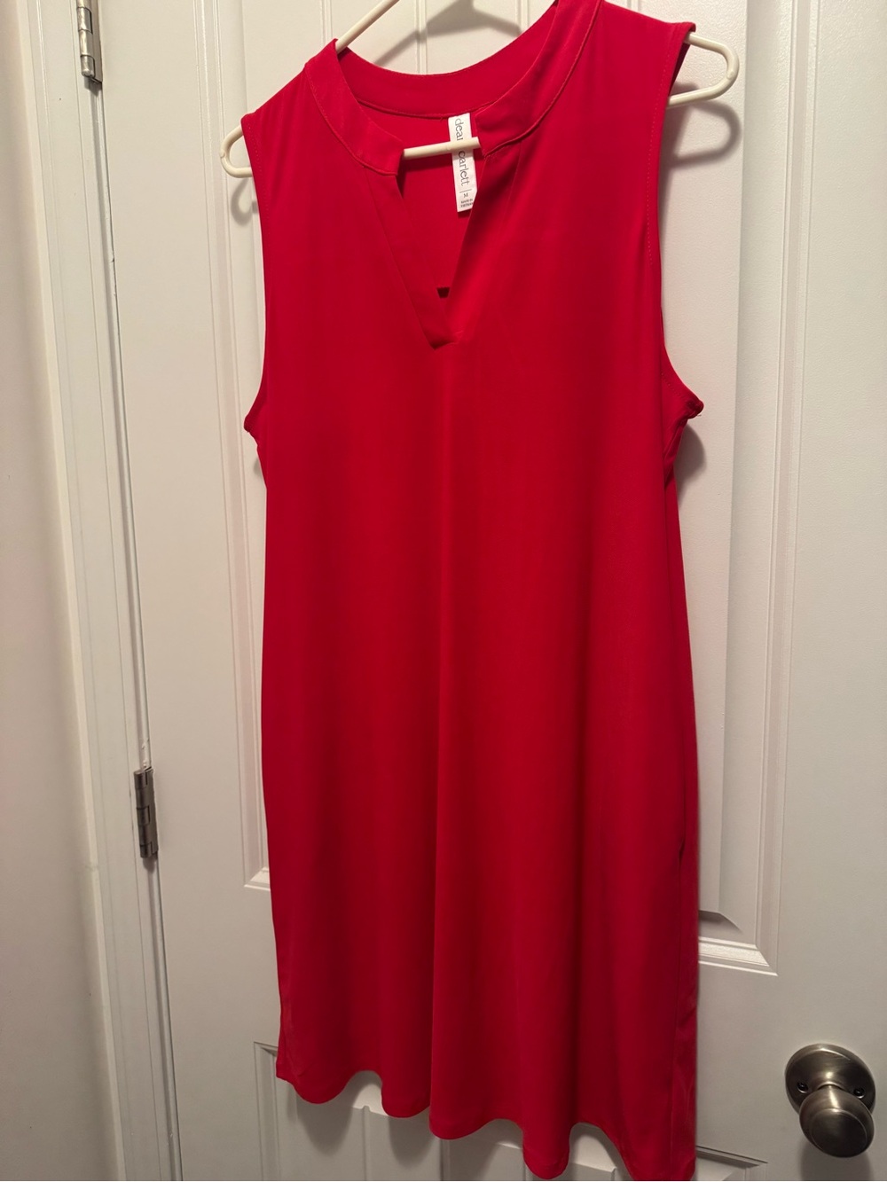 Women's Sleeveless Red Midi Dress with V-Notch